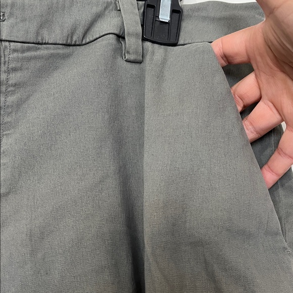 Lululemon | Classic Short - Picture 3 of 7